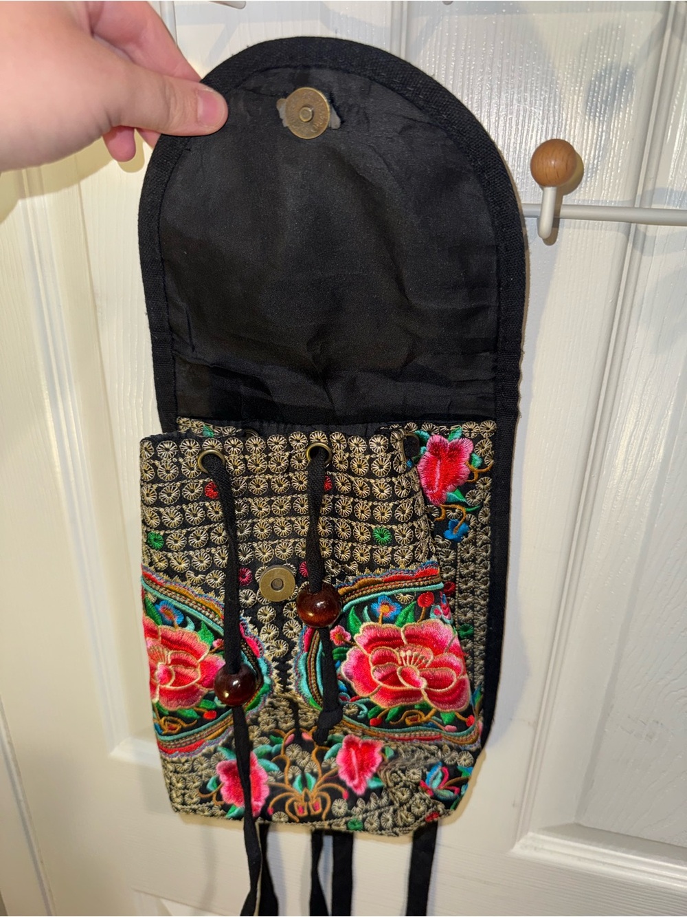 Handmade Embroidered Floral Backpack - Picture 2 of 4